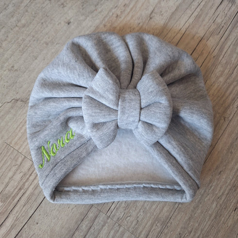 Turban bonnet nœud, buns ou simple personnalisable Prénom brodé tissu sweat fourré et chaud 15 couleurs